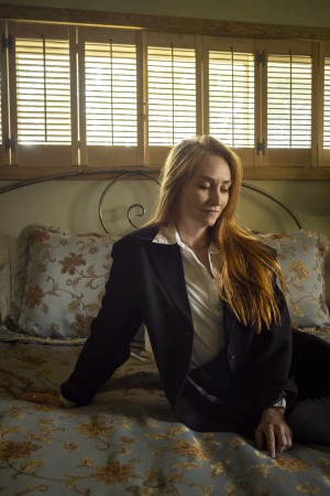 Shannon de Vergnette - Project Casting Gallery Image 5 Shannon de Vergnette - Gallery Image 5