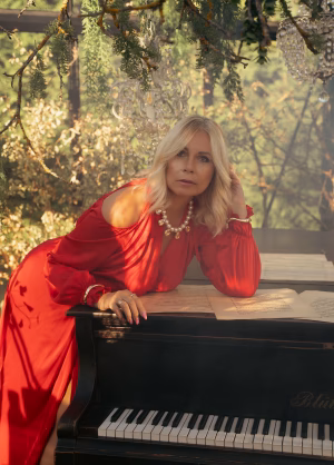 Inguna  Sakne - Gallery Image 3