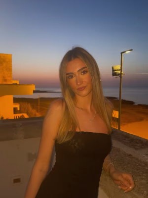 Cara Roberts - Gallery Image 8