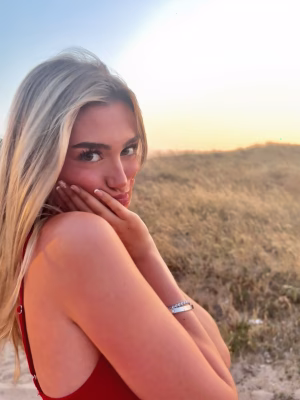 Cara Roberts - Gallery Image 7