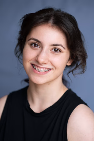 Aaliya Azam - Gallery Image 1