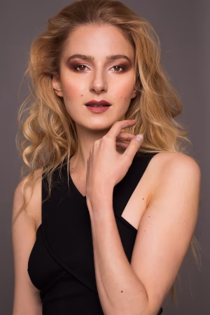 Ágota Dunai - Gallery Image 16