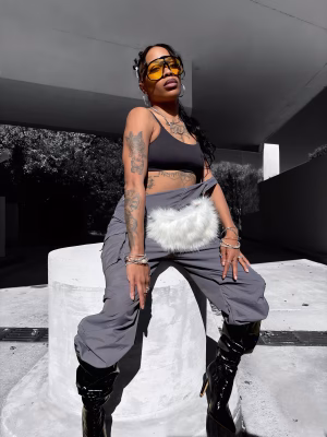 natavia harden - Gallery Image 1