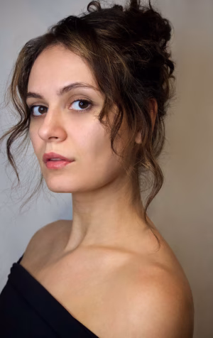 Emma Prescott - Gallery Image 1