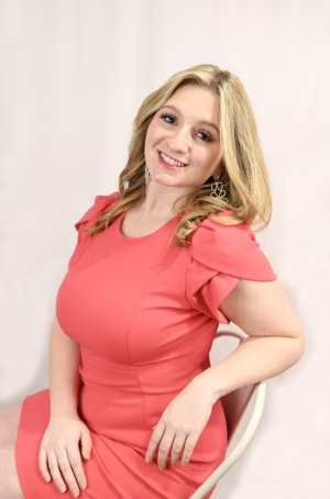 Sarah Hubbard - Project Casting Gallery Image 6 Sarah Hubbard - Gallery Image 6