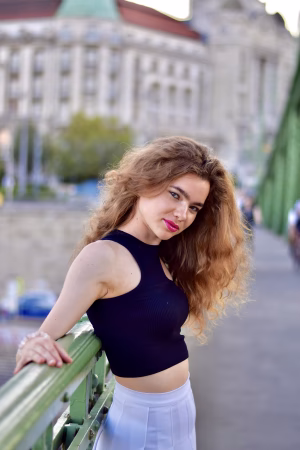 Diána Turán - Gallery Image 4