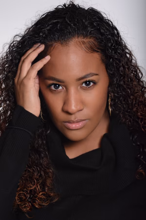 Aleesha Reye - Project Casting Gallery Image 8 Aleesha Reye - Gallery Image 8