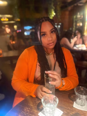 Olivia Hendricks - Gallery Image 1