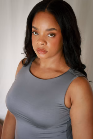 Ariel Thompson - Gallery Image 2
