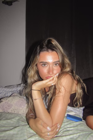 Cara Roberts - Gallery Image 13