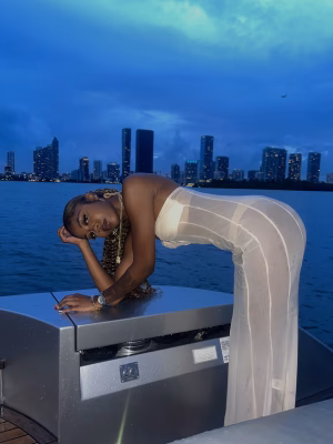 Natahlia Tucker - Gallery Image 8