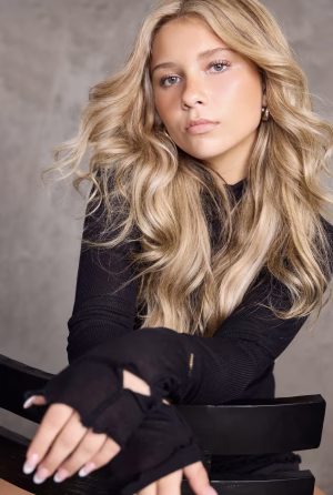 Mellony Ledo - Gallery Image 7