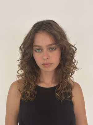 Delilah Stanton - Gallery Image 3