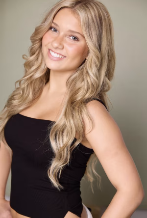 Mellony Ledo - Gallery Image 3