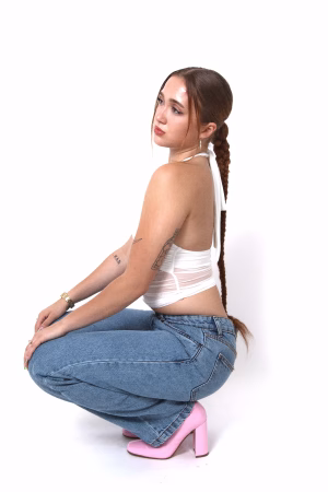 Olivia  DeShazer - Gallery Image 2