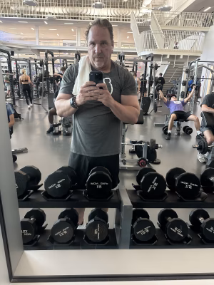 Brooks Vossler - Gallery Image 7