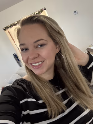 Alicia Dominguez - Project Casting Gallery Image 4 Alicia Dominguez - Gallery Image 4