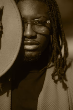 maxwell davis - Project Casting Gallery Image 3 maxwell davis - Gallery Image 3