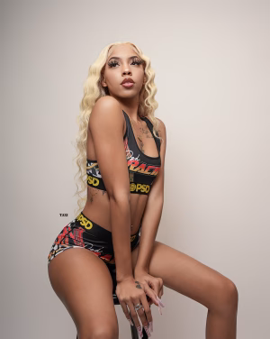 Julia Foots - Project Casting Gallery Image 11 Julia Foots - Gallery Image 11