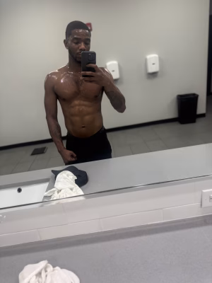 Markeith  Escoe - Gallery Image 3