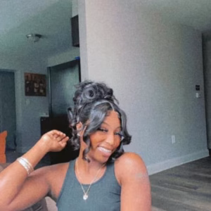 Jamiesha  Davis - Gallery Image 1