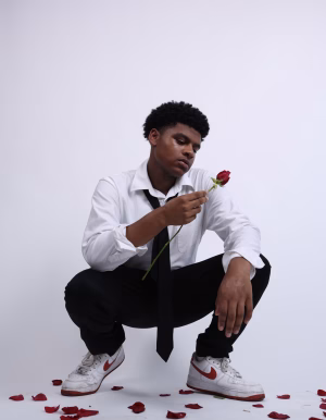 zaire bloomfield - Gallery Image 1