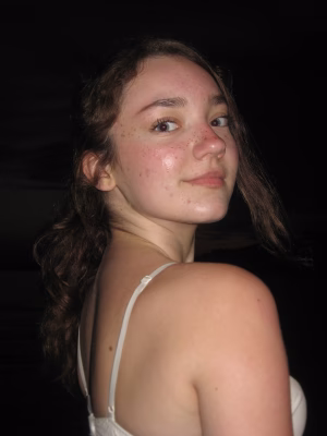 Lili Angyal - Gallery Image 2