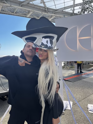 Danii Crosby - Gallery Image 10