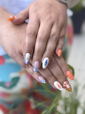 Mya Weiss - Gallery Image 17