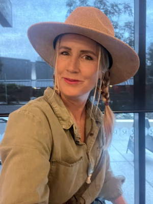 Renee  Leach - Project Casting Gallery Image 9 Renee  Leach - Gallery Image 9