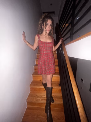 Ariana  Nasseri - Gallery Image 1