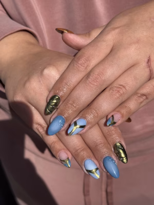 Mya Weiss - Gallery Image 5