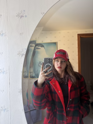 Emma Clark - Gallery Image 5