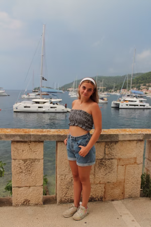 Julia Moreno - Gallery Image 4