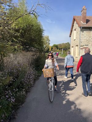 Linda Low - Gallery Image 2