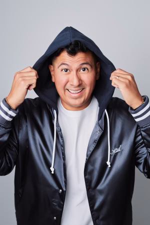 Ezra Urrutia - Gallery Image 9