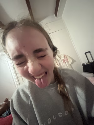 Millie Spinks-Reid - Project Casting Gallery Image 3 Millie Spinks-Reid - Gallery Image 3