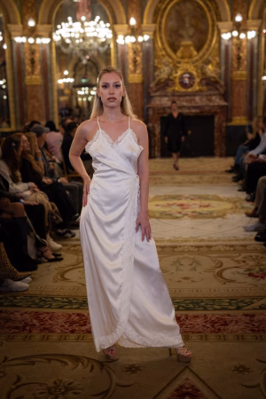 Sara Robles - Gallery Image 10