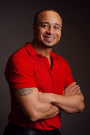 Edwin Ruiz - Gallery Image 1