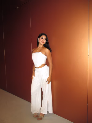 Laura Aquino - Gallery Image 3