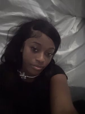 Shakira Barnes - Gallery Image 10