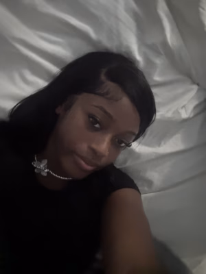 Shakira Barnes - Gallery Image 6