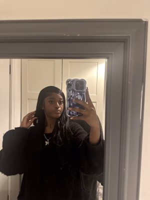 Shakira Barnes - Gallery Image 9