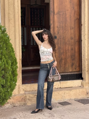 Lara Galiana - Project Casting Gallery Image 2 Lara Galiana - Gallery Image 2