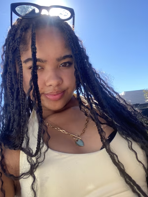 Alexus Goldstone - Gallery Image 1