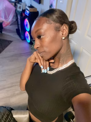 Mara Alston - Gallery Image 1