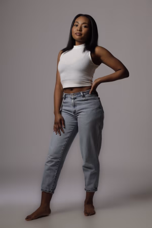 Kristen Adams - Gallery Image 1