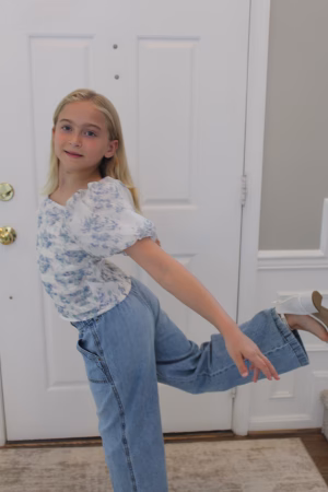 AVA PEHRSON - Project Casting Gallery Image 12 AVA PEHRSON - Gallery Image 12