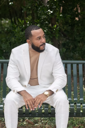 Darryl Dungee - Gallery Image 11