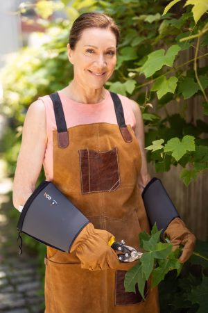 Nadia Delshad - Project Casting Gallery Image 7 Nadia Delshad - Gallery Image 7